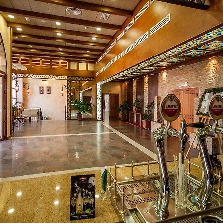 Hotel Comendador 4*